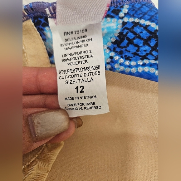 Rose.Marie.Reid 1 Piece Swimsuit Floral Print Size 12 - Picture 12 of 13